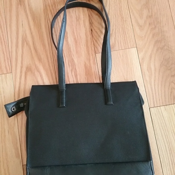 Tumi Bags Tumi Purse Black Gently Used Poshmark